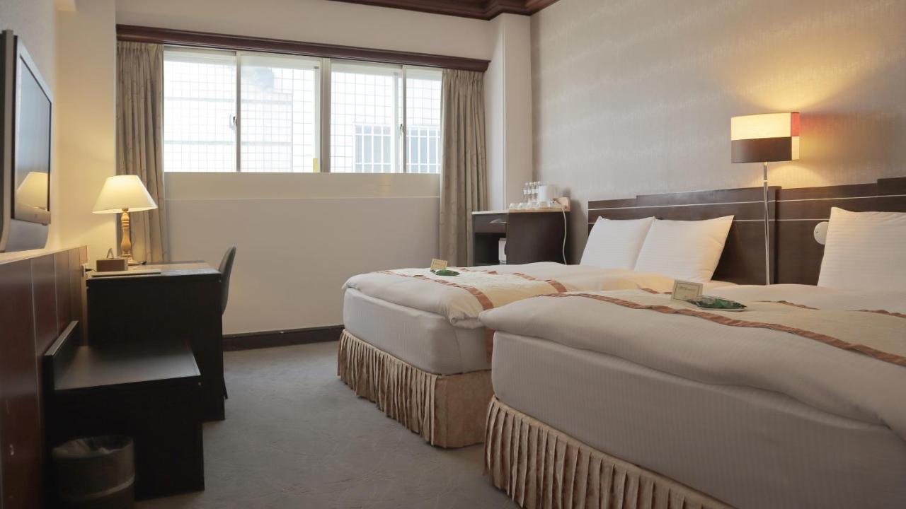 Ho Fong Business Stay Fengyuan Exterior foto